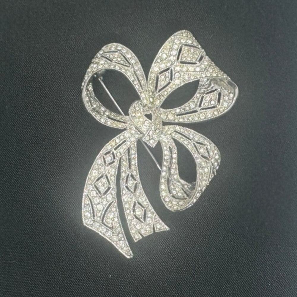 Kenneth Jay Lane Pave‎ Crystal Bow Pin brooch, vintage, mother's day, wedding